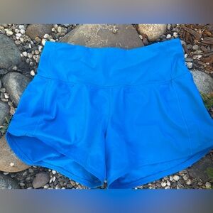 Lululemon speed up shorts size 6.